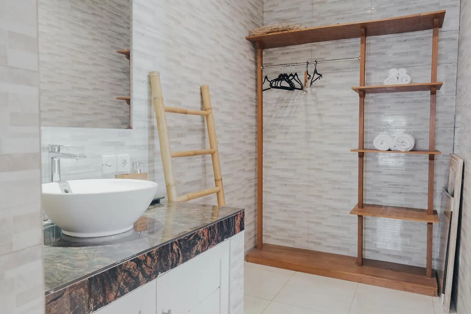 Villa Affordable 2Br Private Pool Villa, Central Seminyak, Bali Indonesien